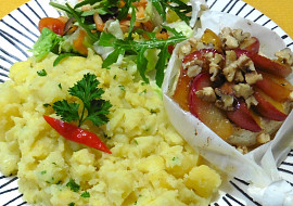 Pečený hermelín s jablíčky z horkovzdušné fritézy