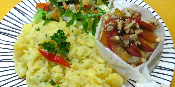 Pečený hermelín s jablíčky z horkovzdušné fritézy