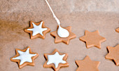 Skořicové hvězdičky s polevou
