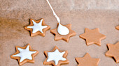 Skořicové hvězdičky s polevou