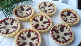 Linecké koláčky s malinovou marmeládou