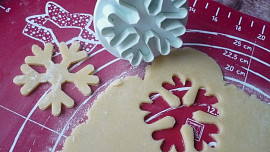 Linecké koláčky s malinovou marmeládou