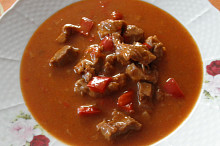 Jehněčí guláš s kapií