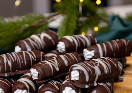 Ořechové nepečené trubičky