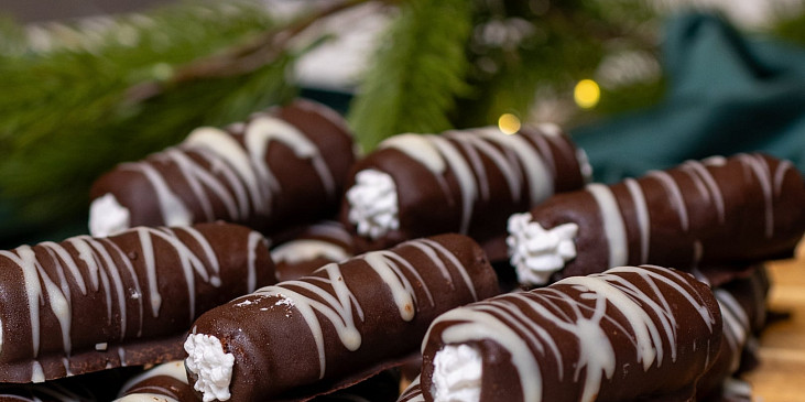 Ořechové nepečené trubičky