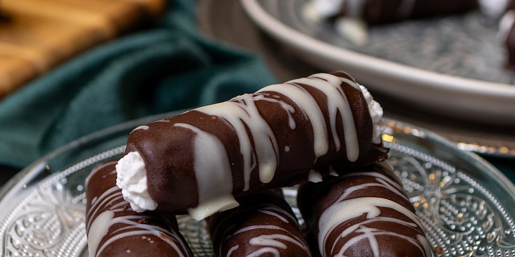 Ořechové nepečené trubičky