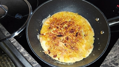 Jablkový koláč z pánve, Koláč z pánve