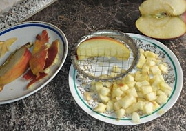 Jablkový koláč z pánve (Kostičky jablek)