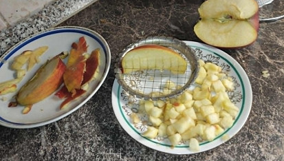 Jablkový koláč z pánve, Kostičky jablek