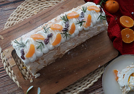 Mandarinková roláda z bílků