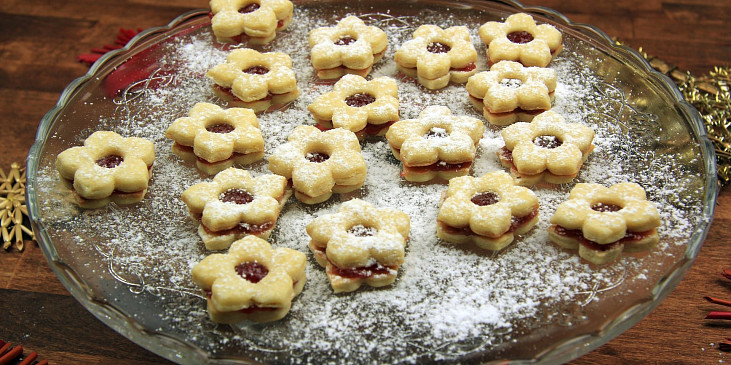 Slepované linecké cukroví podle cukráře Skály