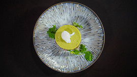 Tuňákový tatarák s avokádovým pyré podle Marka Raditsche