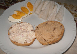 Křenová pomazánka se šunkou