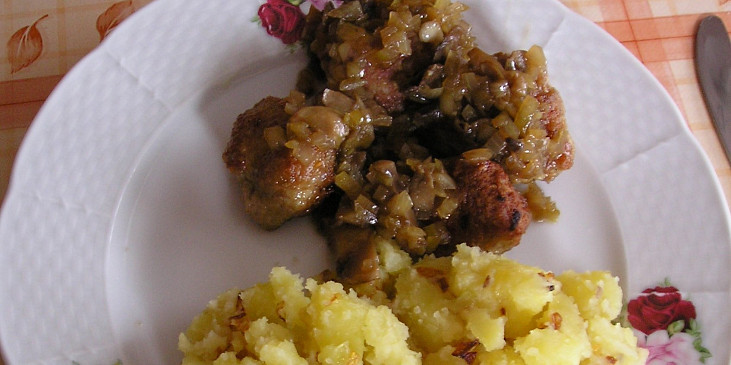 Mleté kuličky se žampiony (Mleté kuličky se žampiony)