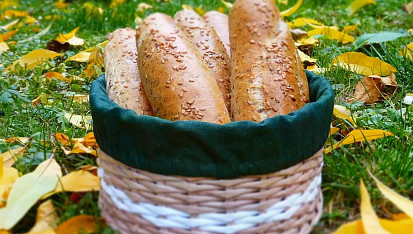 Pšeničné rohlíky se lněným semínkem