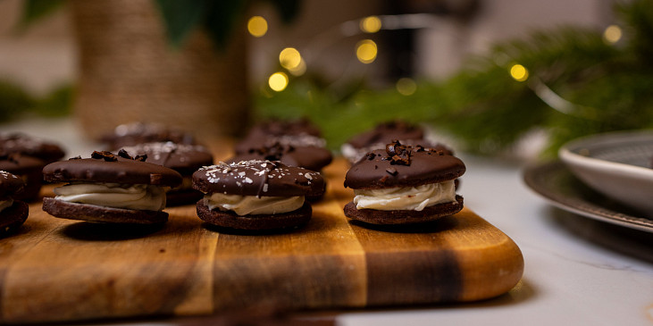 Čokoládové dortíčky plněné vanilkovým krémem podle Josefa Maršálka