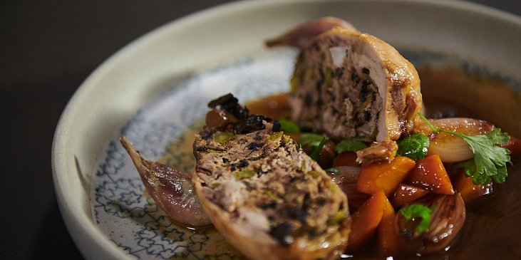 Křepelka s karamelizovanou zeleninou podle Honzy Punčocháře