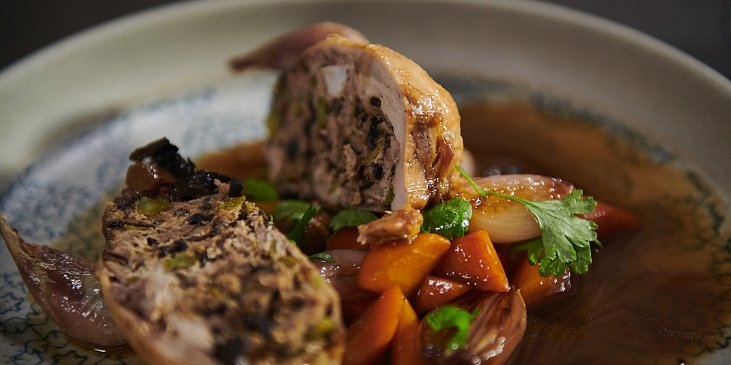 Křepelka s karamelizovanou zeleninou podle Honzy Punčocháře