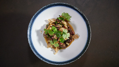 Ragú z kachních žaludků se slaninou podle Honzy Punčocháře