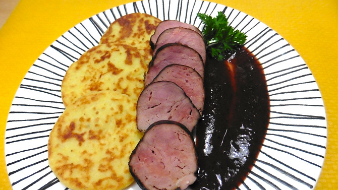 Bramborové placičky s povidlovou omáčkou