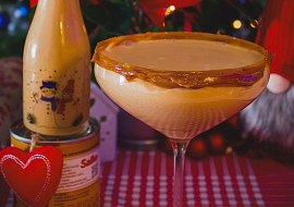 Hřejivý karamelový Salko likér