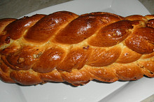 Máslová vánočka s rozinkami