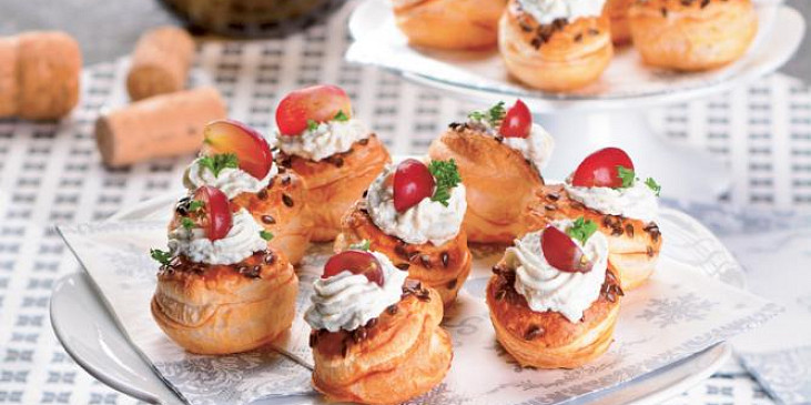 Paštičky se sýrovou náplní