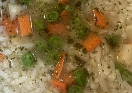 Polévka s rýží a hráškem (Rýžová s hráškem ♥️)