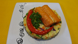 Šťouchané brambory s uzeným lososem