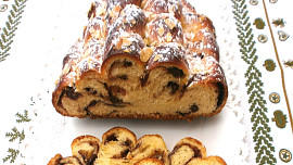 Vánočka s Nutellou