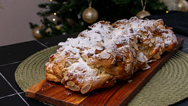 Cukrářská vánočka (mazanec)