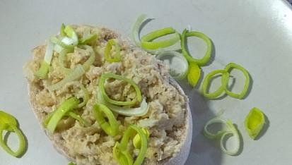 Drožďová pomazánka s vločkami