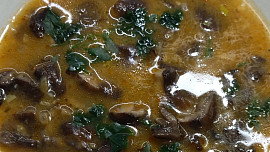 Dršťková polévka z hub