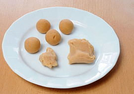 Nepečené ořechové kuličky