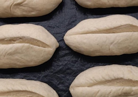 Pšenično - žitné  sádlové pečivo