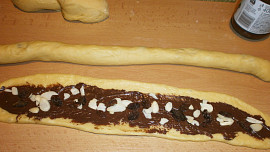 Vánočka s Nutellou