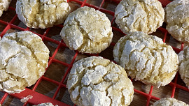 Kokosovo-pomerančové crinkles sušenky