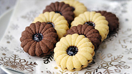 Linecké cukroví s mandlemi