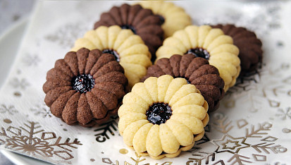 Linecké cukroví s mandlemi