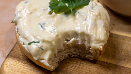 Sýrová pomazánka podle ČSN