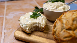 Sýrová pomazánka podle ČSN