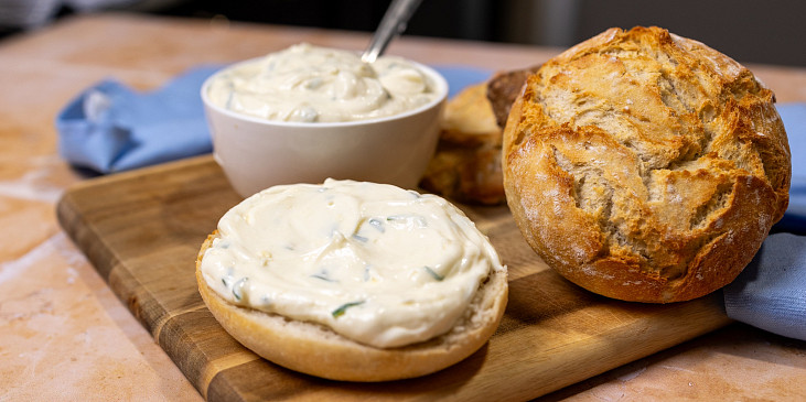 Sýrová pomazánka podle ČSN