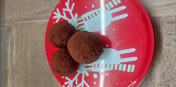 Jednoduché nepečené Tiramisu kuličky/Tiramisu Truffles