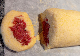 Bramborová roláda plněná mletým masem