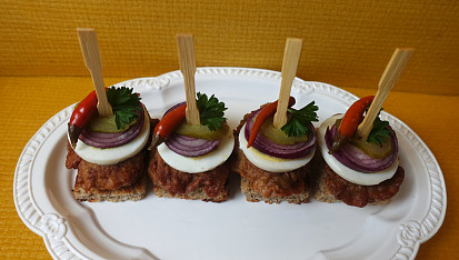 Chuťovky s kuřecím raráškem