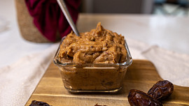 Domácí datlová pasta