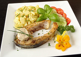 Kapr s kmínovým máslem