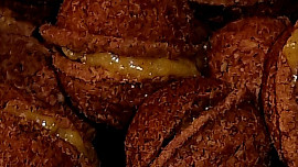 Ořechy mini - cukroví