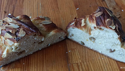 Tradiční kynutá vánočka