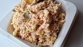 Domácí vlašský salát na chlebíčky